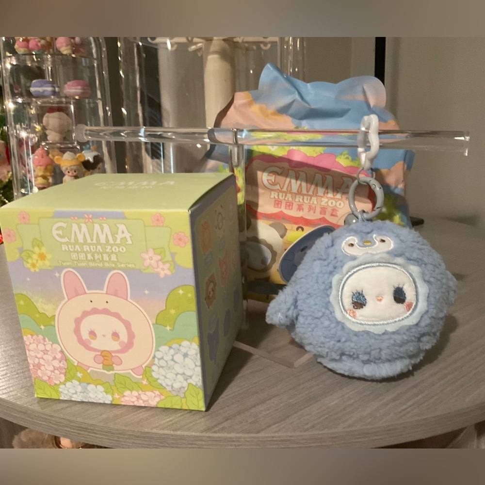 Lucky Emma Rua Rua Zoo Plushy Keychain - Confirmed